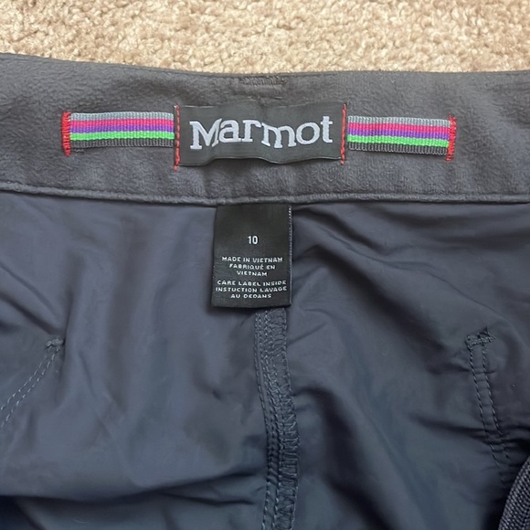 Marmot size 10 shorts - Picture 3 of 5